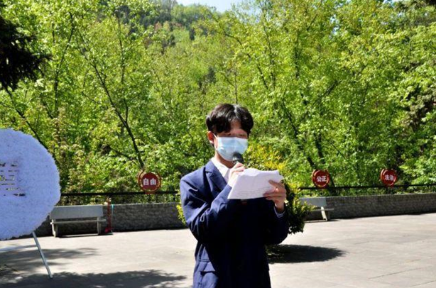 信息工程系“緬懷革命先烈、傳承紅色基因、爭(zhēng)做報(bào)國(guó)青年”黨史學(xué)習(xí)教育團(tuán)日活動(dòng)